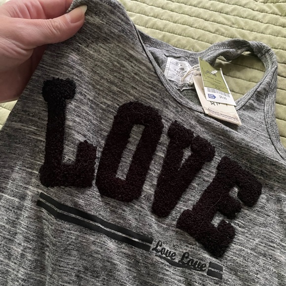 Graphic Tank Top - Picture 5 of 5